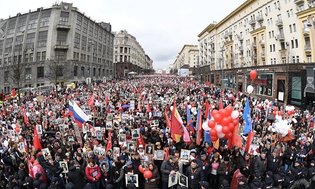 Défilé du Régiment immortel à Moscou