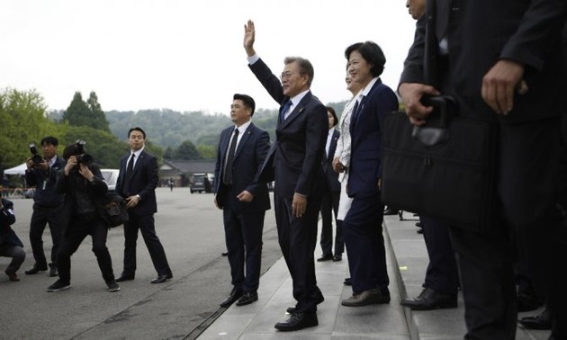 Moon Jae-in, le nouveau président sud-coréen a prêté serment