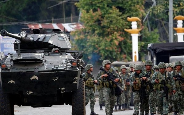 Philippines: 10 militaires tués dans une frappe de l'armée