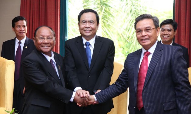 Conférence présidentielle des fronts Cambodge-Laos-Vietnam