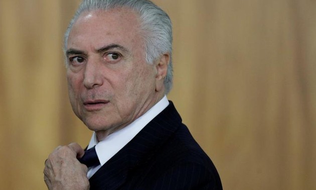 Brésil : le président Michel Temer formellement accusé de corruption