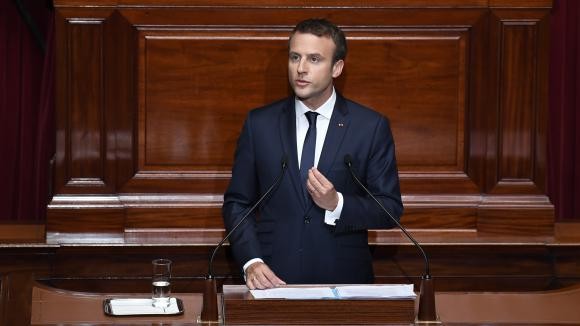 A Versailles, Macron confirme sa priorité européenne