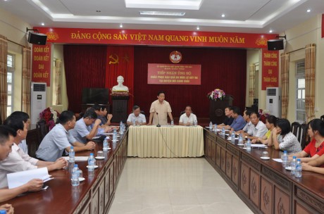 Trân Hông Hà inspecte les localités sinistrées à Yên Bai et Son La