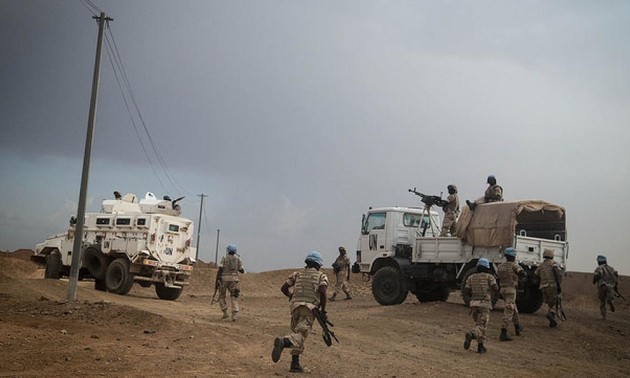 Mali: attaque contre des Casques bleus