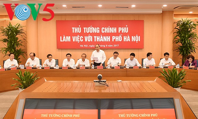 Nguyen Xuan Phuc travaille avec les autorités de Hanoi