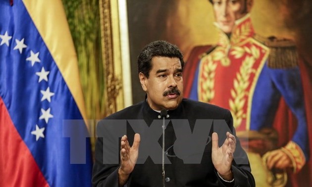 Venezuela: Maduro lance une monnaie virtuelle contre le «blocus» américain