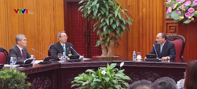 Nguyen Xuan Phuc reçoit la délégation de Keidanren
