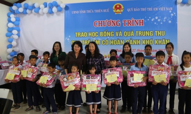Dang Thi Ngoc Thinh au 30ème anniversaire des villages SOS Vietnam