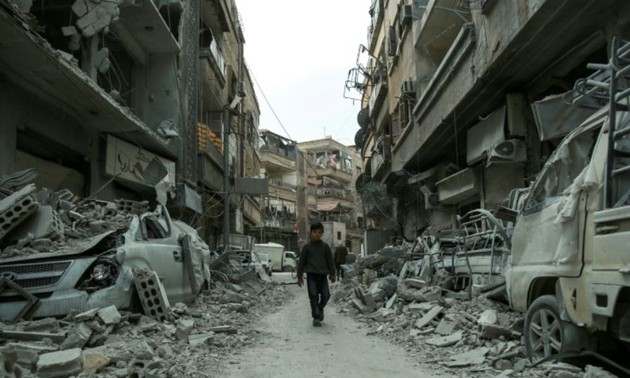 La Ghouta sous les bombes, l’aide humanitaire bloquée
