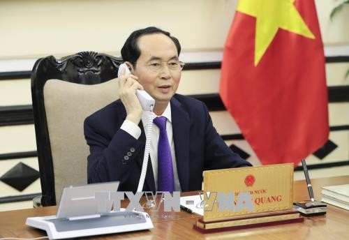 Trân Dai Quang s’entretient par téléphone avec V.Poutine