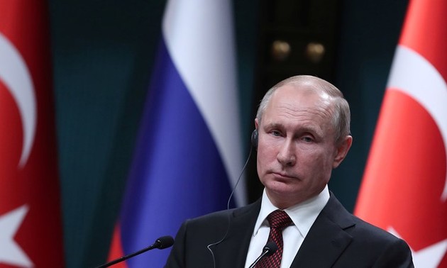 Affaire Skripal: Poutine espère un «point final»