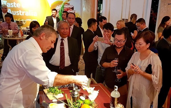 Taste of Australia apporte la cuisine et la musique australiennes au Vietnam