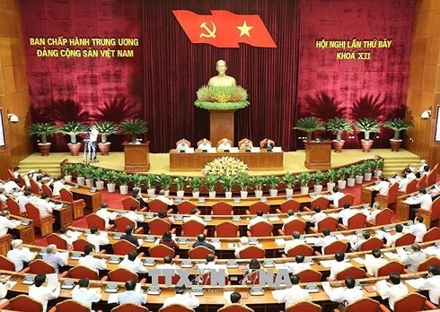Le comité central du Parti communiste vietnamien débat de l’assurance sociale