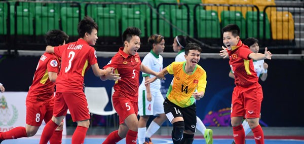 Futsal féminin : pour la 1e fois, le Vietnam qualifié pour la demi-finale d’un championnat d’Asie