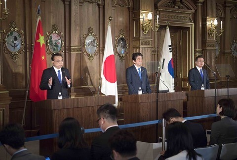 Le chef de l'ONU salue la rencontre des dirigeants chinois, japonais et sud-coréen à Tokyo