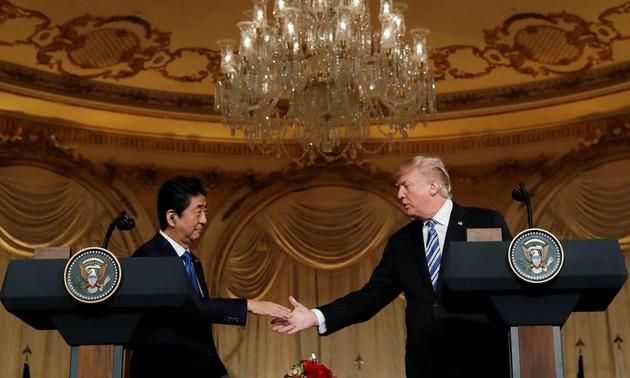 Donald Trump rencontrera le Japonais Shinzo Abe avant Kim Jong-un