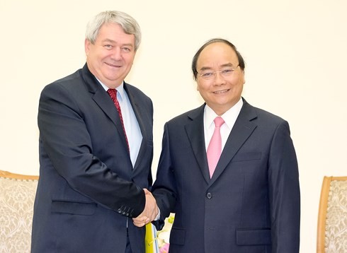 Nguyên Xuân Phuc reçoit le vice-président de la Chambre basse tchèque