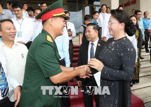 La chef de l’AN rencontre des lauréats du prix Nguyên Duc Canh