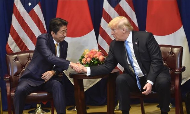 Donald Trump annonce le début de négociations commerciales avec le Japon