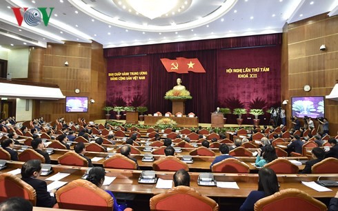 Clôture du 8e plénum du comité central du Parti communiste vietnamien, 12e exercice