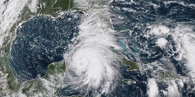 La Floride se prépare à l'arrivée de l'"extrêmement dangereux” ouragan Michael