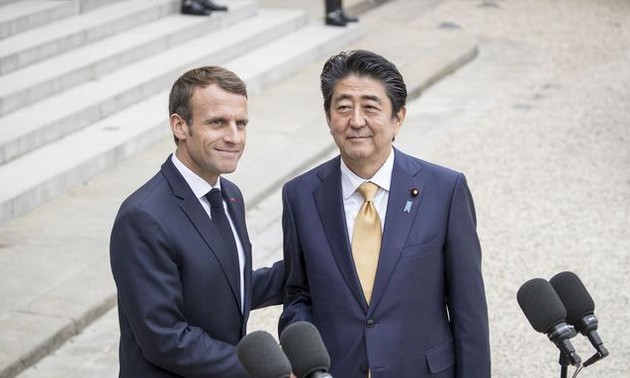 Abe et Macron s'entendent pour renforcer la coopération dans l'Indo-Pacifique