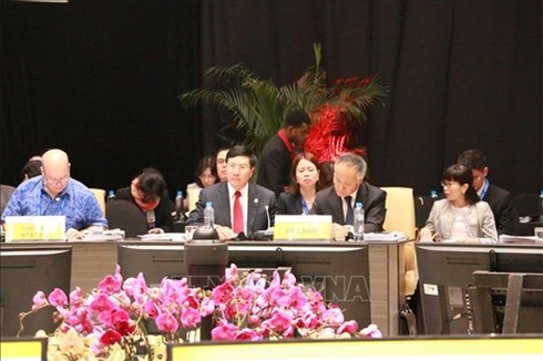 Pham Binh Minh à la conférence interministérielle des Affaires étrangères et de l’économie de l’APEC