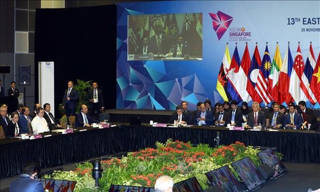 Nguyên Xuân Phuc au sommet ASEAN+3