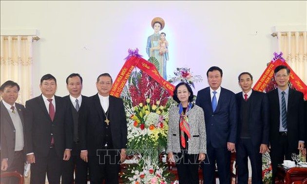 Noël : la chef de la commission de sensibilisation présente ses voeux au diocèse de Bui Chu