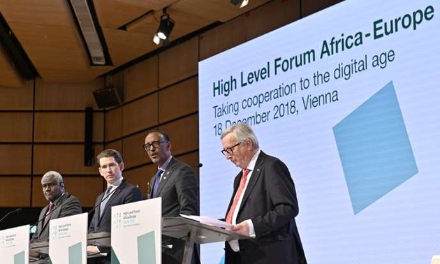 Européens et Africains plaident pour l'investissement en Afrique face aux migrations