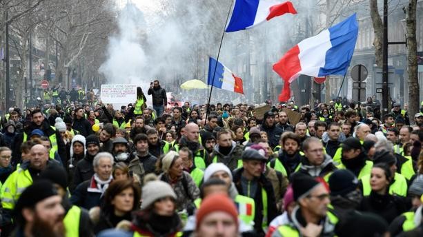 “Gilets jaunes“: 84.000 manifestants en France selon l'Intérieur