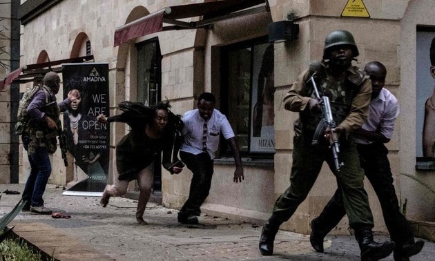 Kenya: un commando jihadiste attaque un hôtel de Nairobi, au moins six morts
