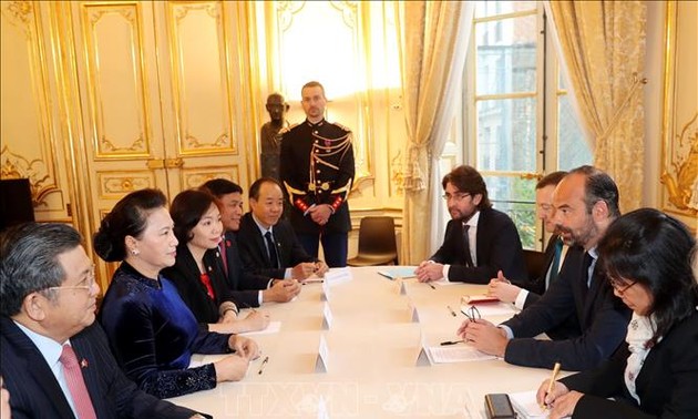 Nguyên Thi Kim Ngân rencontre le Premier ministre français