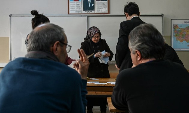 Municipales en Turquie: les votes recomptés dans certains districts d'Istanbul