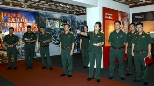 Dien Bien Phu : exposition sur les civils ayant contribué au transport des armes