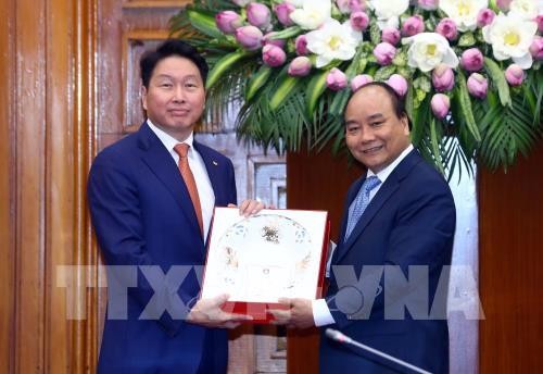 Le Premier ministre vietnamien reçoit le président du groupe sud-coréen SK