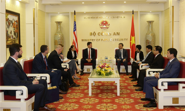 Vietnam-USA: renforcement de la coopération anti-criminalité