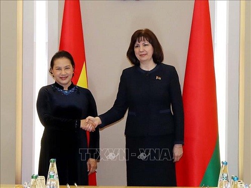 Le Vietnam et la Biélorussie s’engagent à intensifier leurs échanges économiques