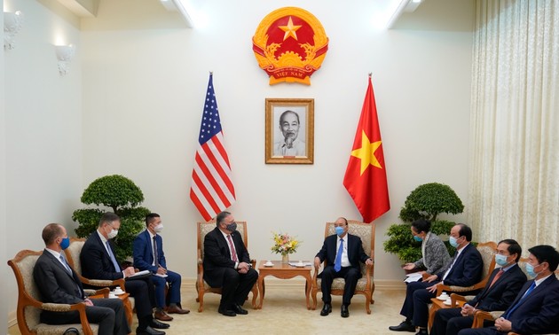 Le secrétaire d’État américain reçu par Nguyên Xuân Phuc