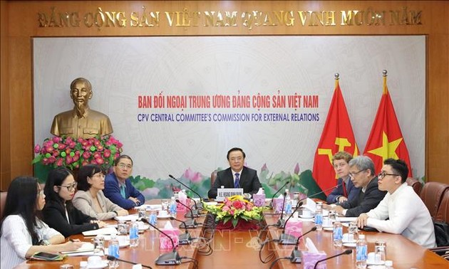 Parti communiste vietnamien-Parti social démocrate allemand : dialogue en ligne