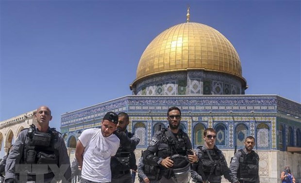 Jérusalem: Affrontements entre des policiers israéliens et des Palestiniens sur le mont du Temple 
