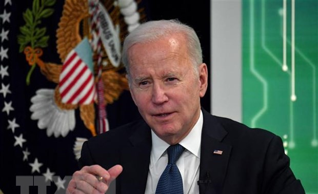 Joe Biden signe une loi pour les anciens combattants exposés à des foyers de combustion toxiques