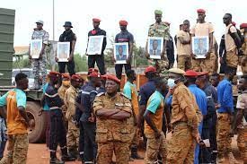Burkina Faso: au moins douze morts dont quatre soldats dans une embuscade à Bouroum