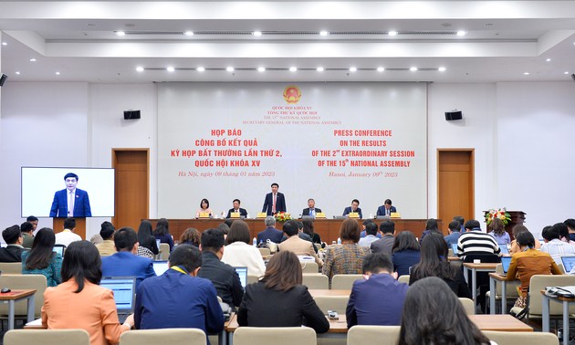 Conférence de presse internationale sur les résultats de la 2e session extraordinaire de la 15e législature