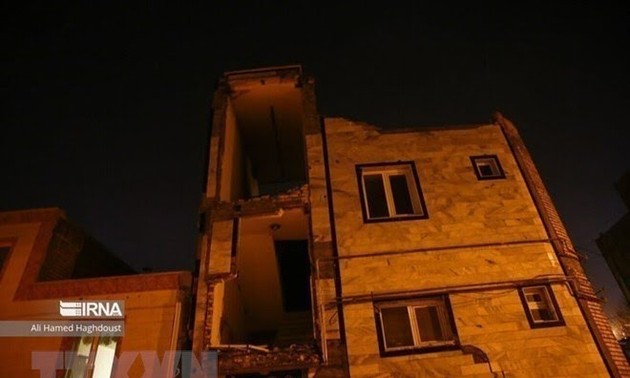 Iran: un séisme fait trois morts et plus de 800 blessés