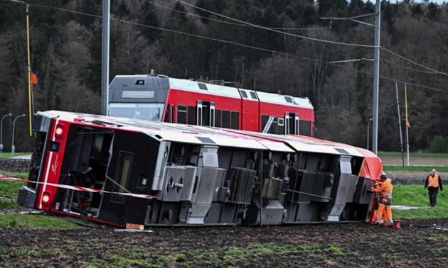 Deux déraillements de train quasi simultanés font 12 blessés en Suisse