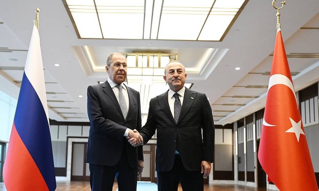 La Russie et la Turquie discutent de l'accord céréalier de la mer Noire, des conflits en Syrie et en Ukraine