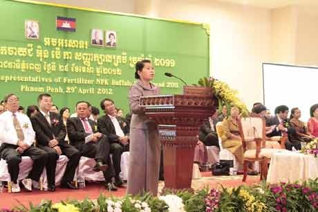 Phân bón Việt Nam đồng hành cùng nông dân Campuchia