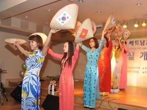 Hội thảo về Gia đình đa văn hóa Hàn - Việt tại Hàn Quốc 