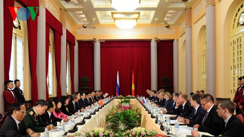  Tuyên bố chung về tăng cường hợp tác Việt-Nga 